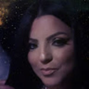 Meet your Posher, Lucy